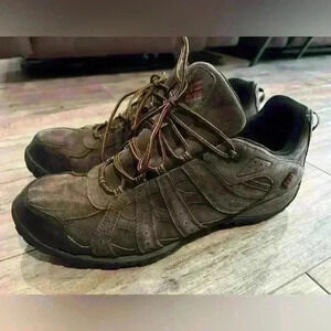 Columbia techlite brown leather hiking shoes size 15
